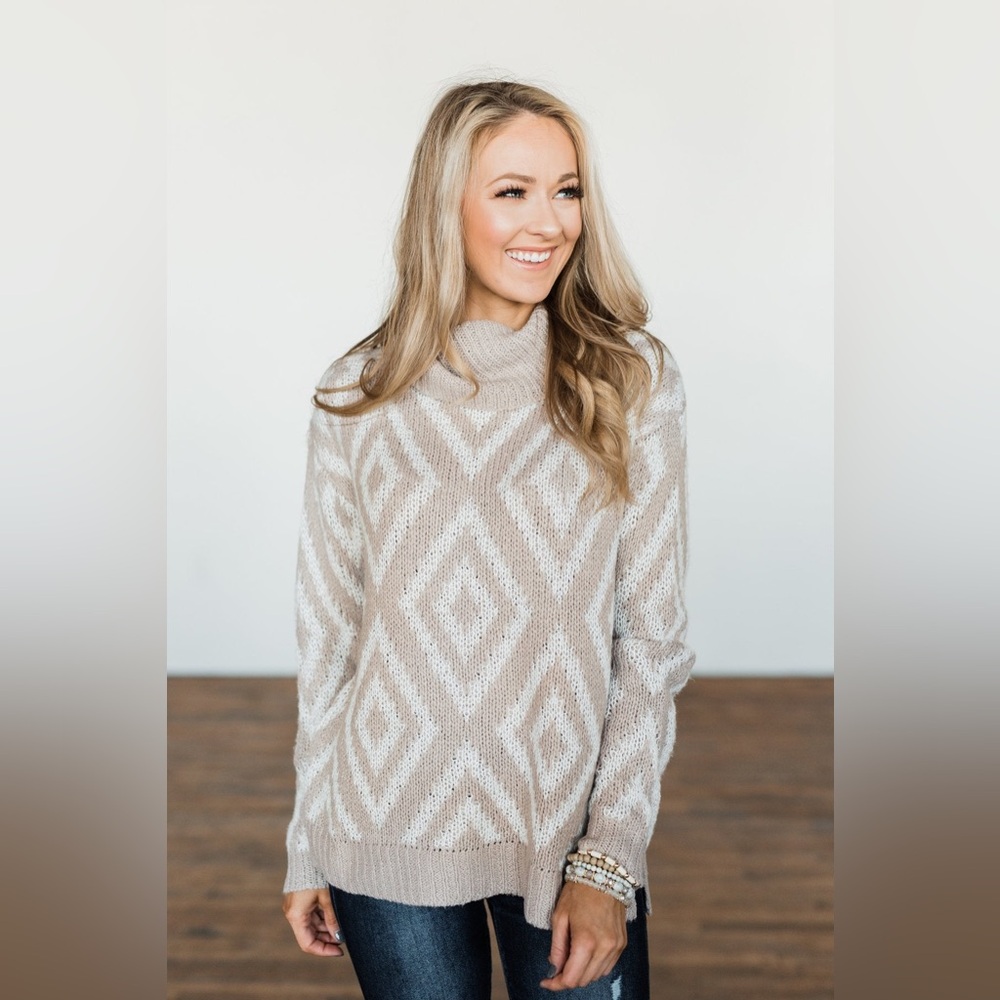 Cowl Neck Sweater from Pulse Botique Sz L Taupe/cream